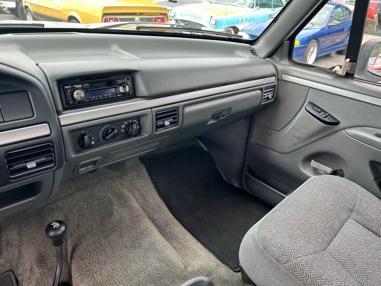 1993 Ford F-150 XLT SuperCab
