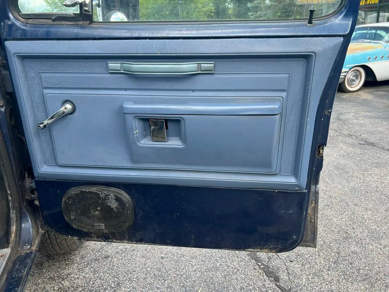 1986 Dodge W250 Sweptline