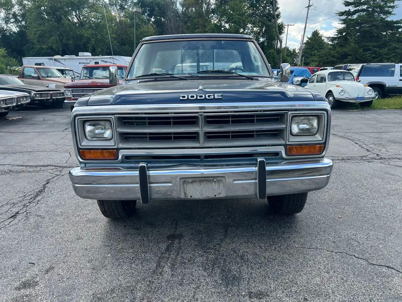 1986 Dodge W250 Sweptline - 2