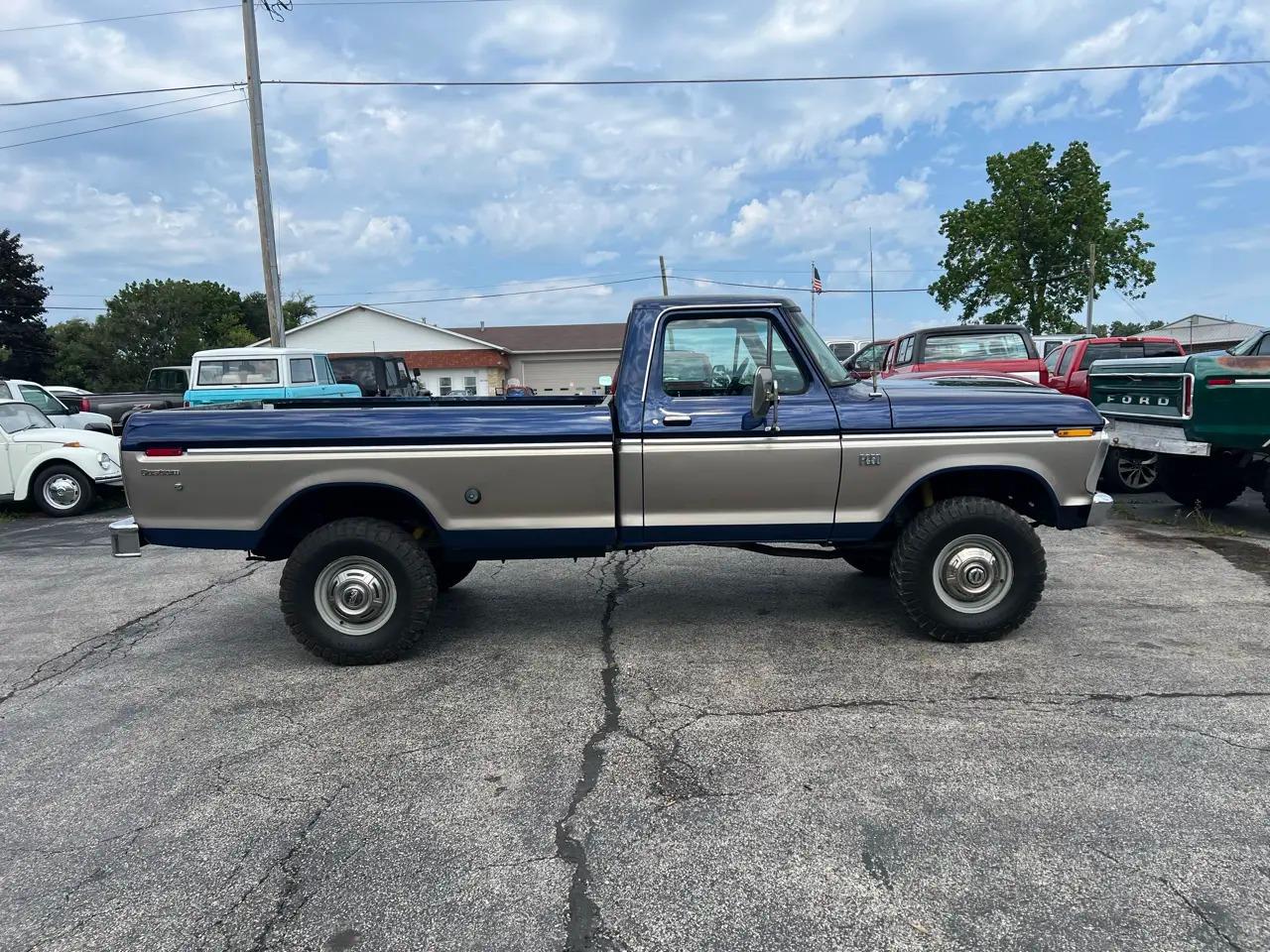 1974 Ford F-250 Highboy - 2