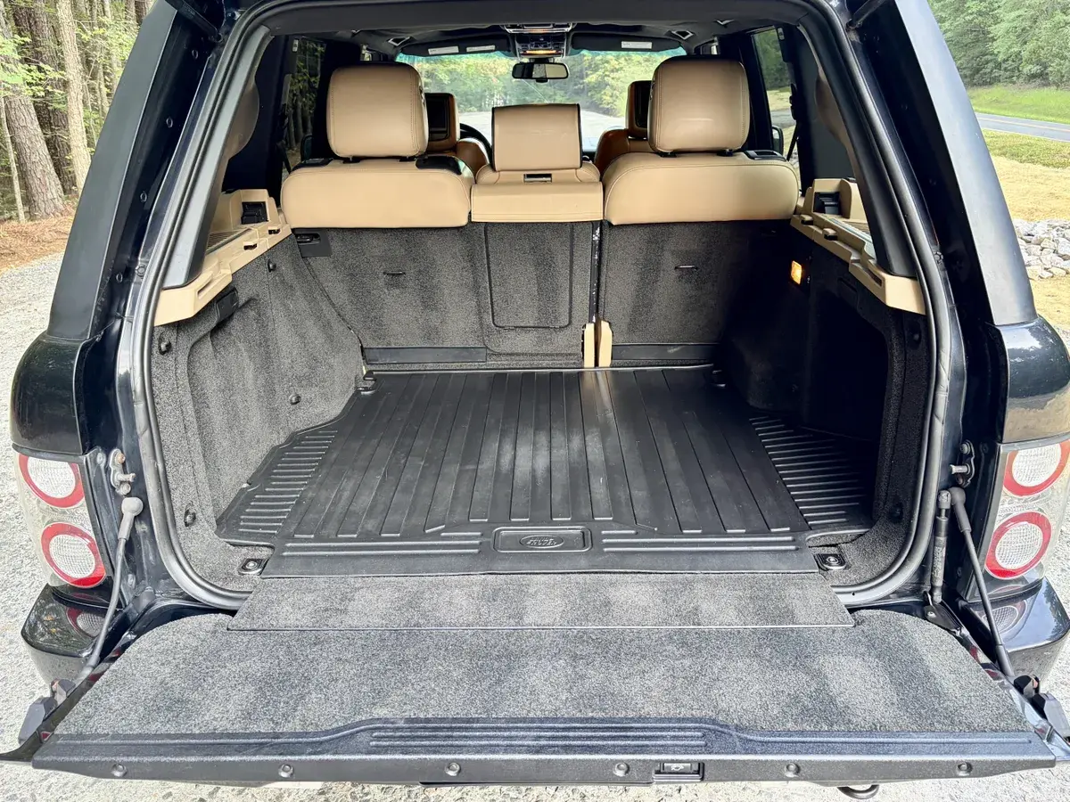 2012 Land Rover Range Rover HSE Lux
