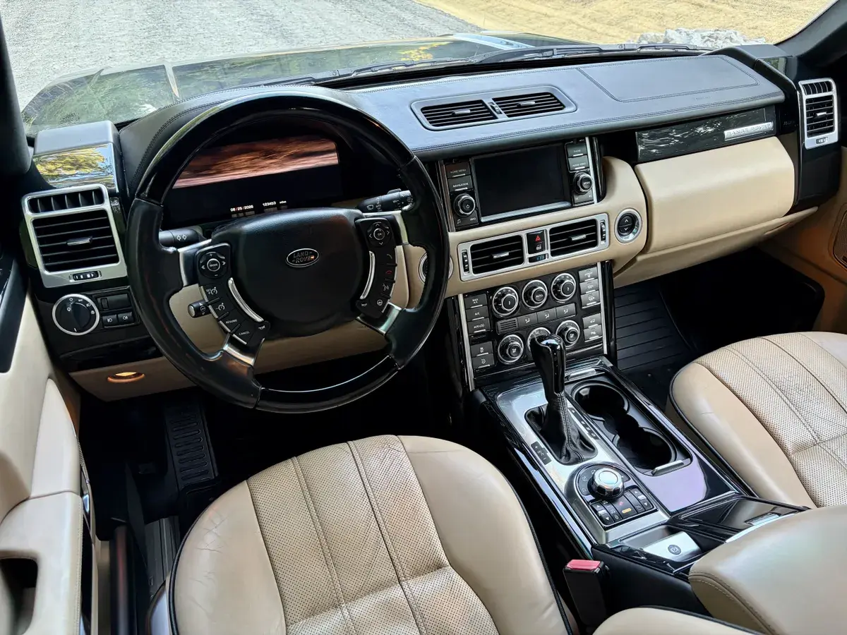 2012 Land Rover Range Rover HSE Lux