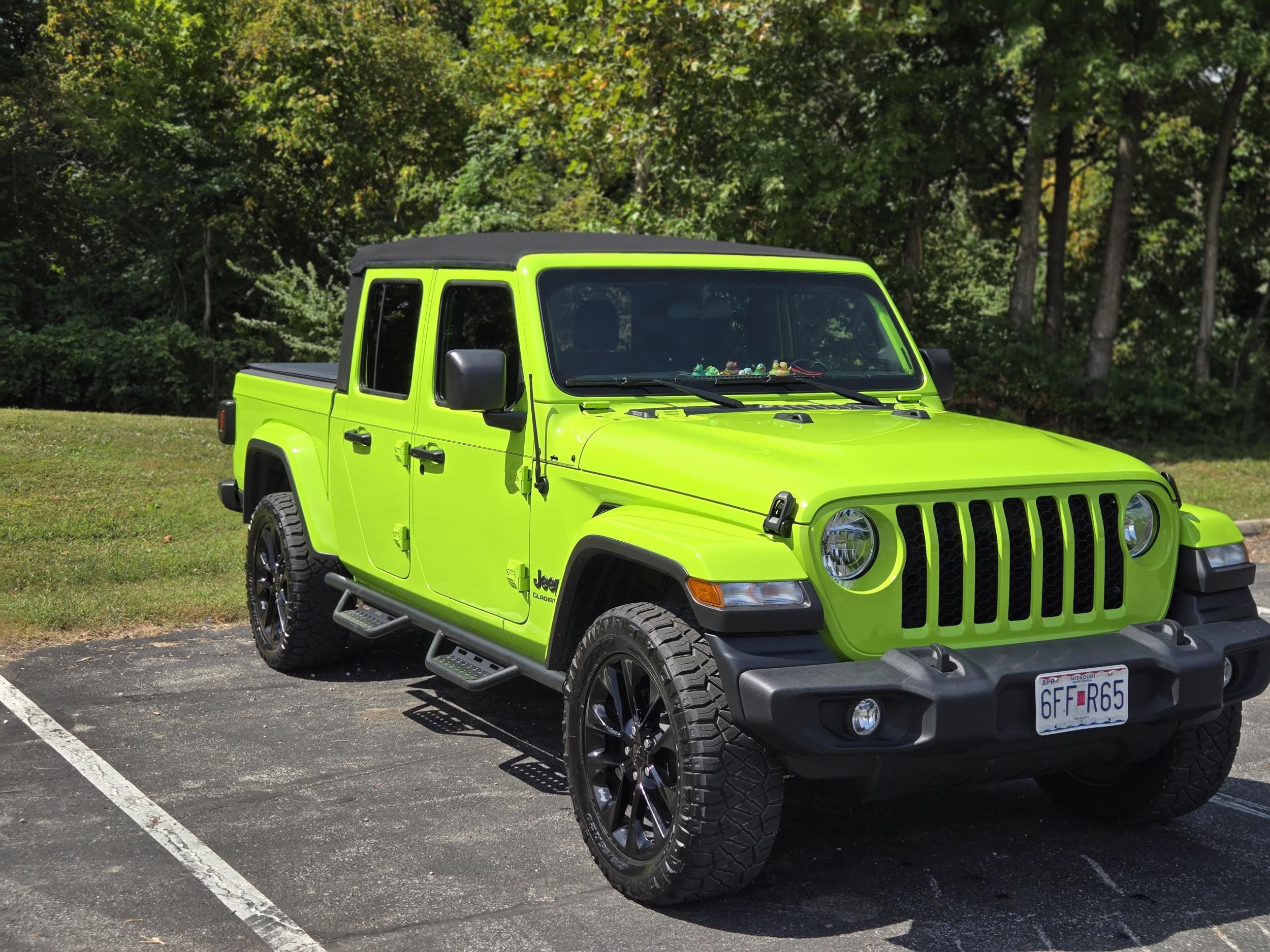 2021 Jeep Gladiator Sport - 4