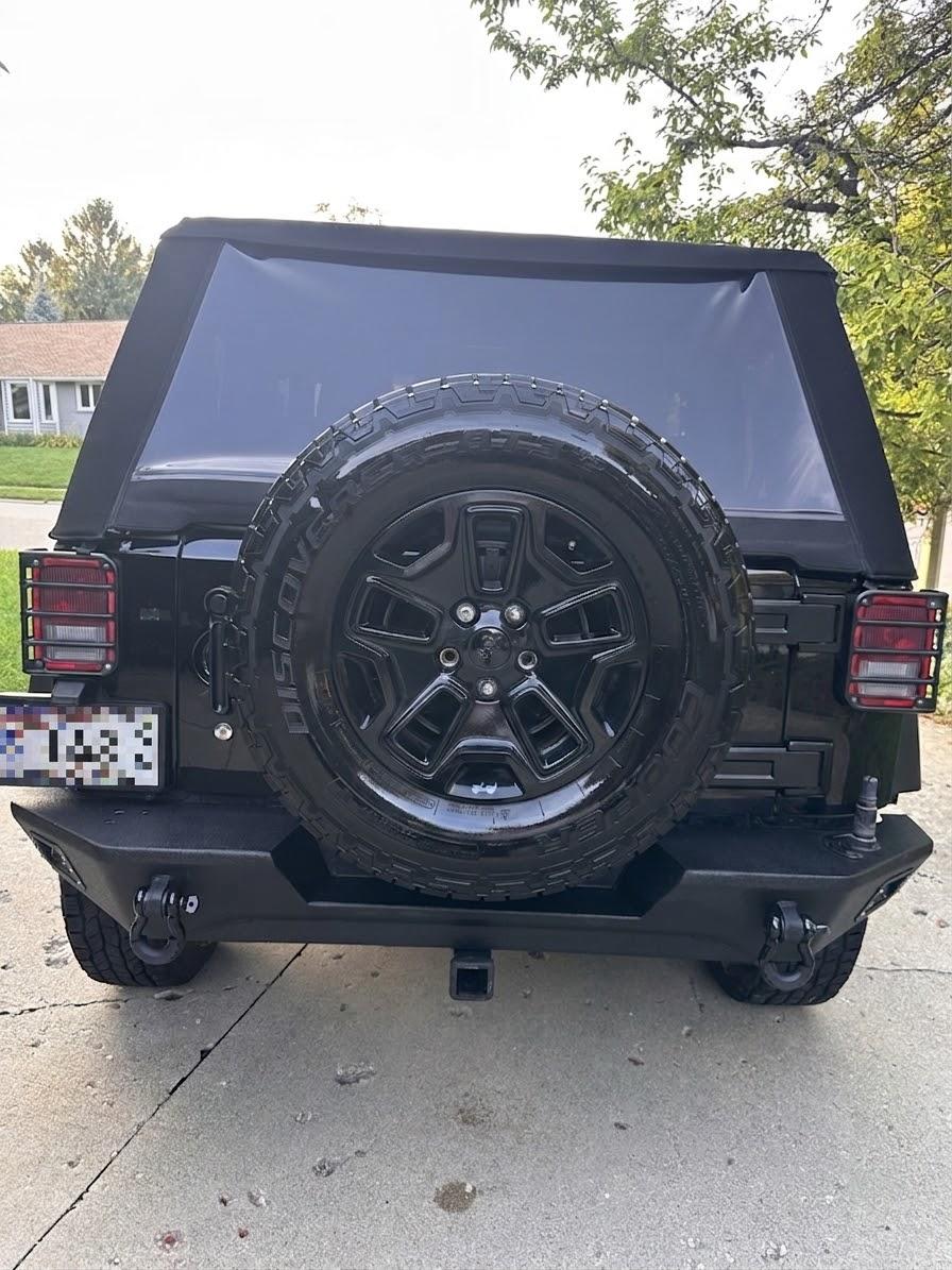 2017 Jeep Wrangler Willys Wheeler