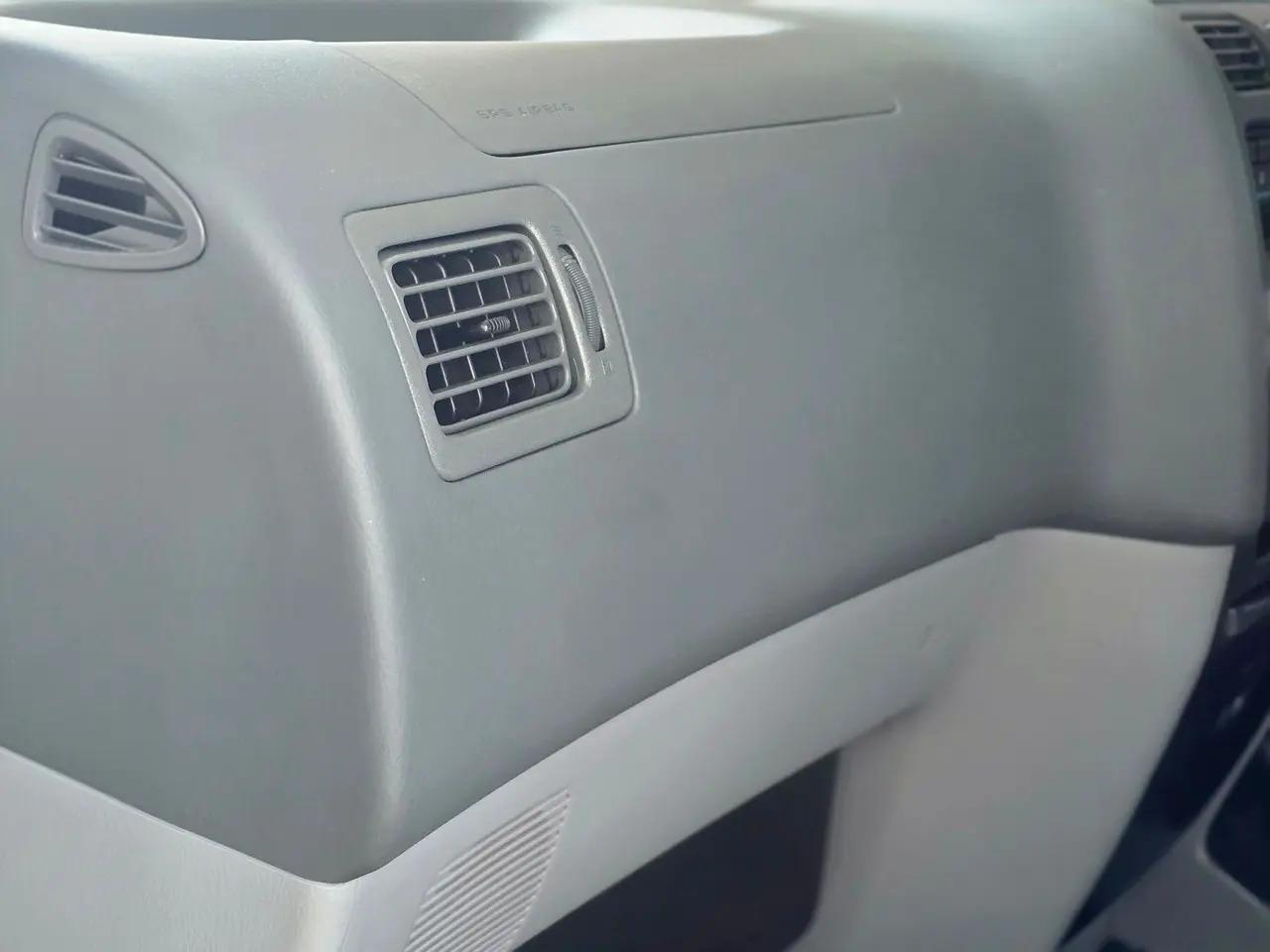 1996 Toyota Granvia