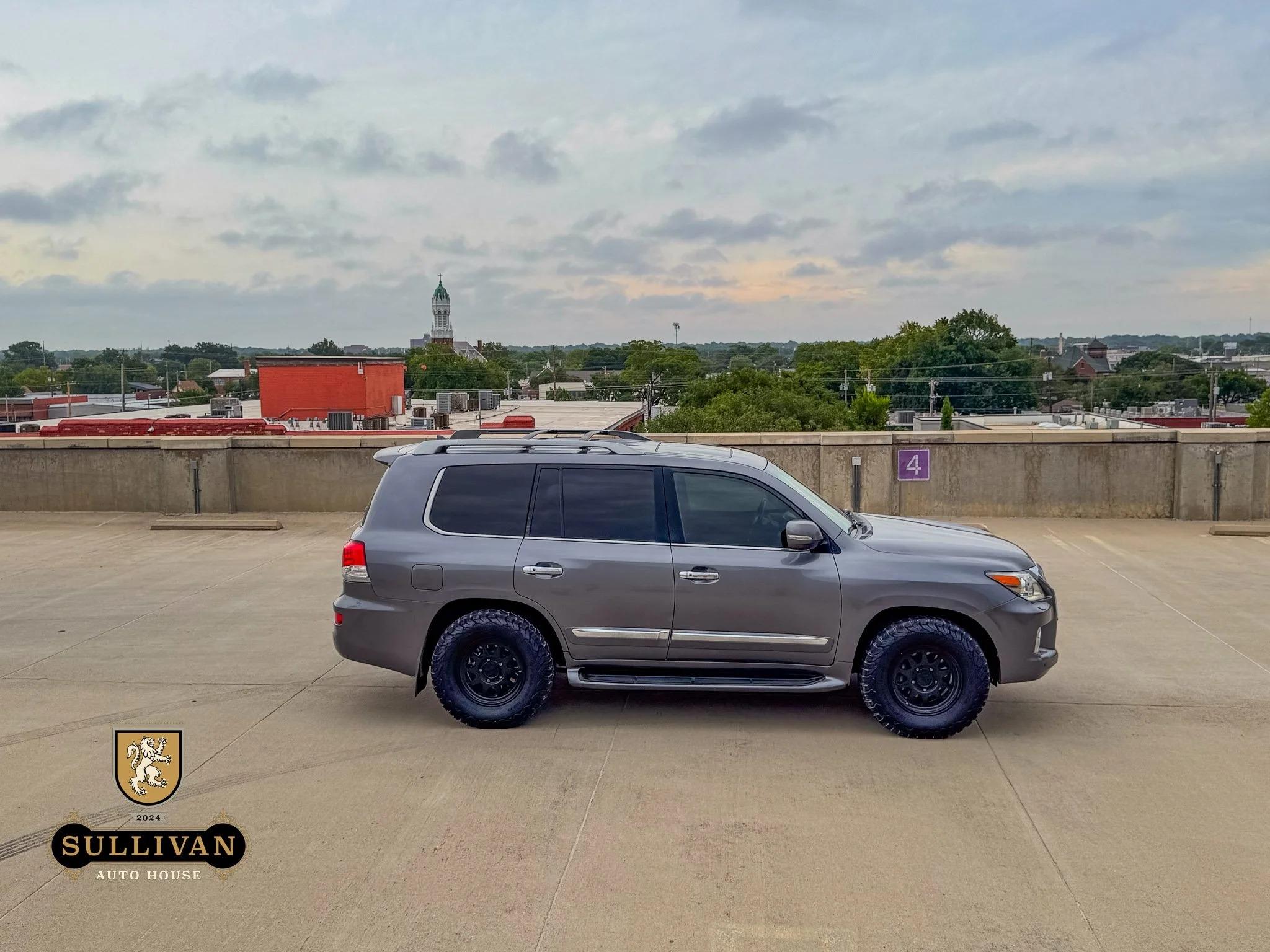 2014 Lexus LX 570