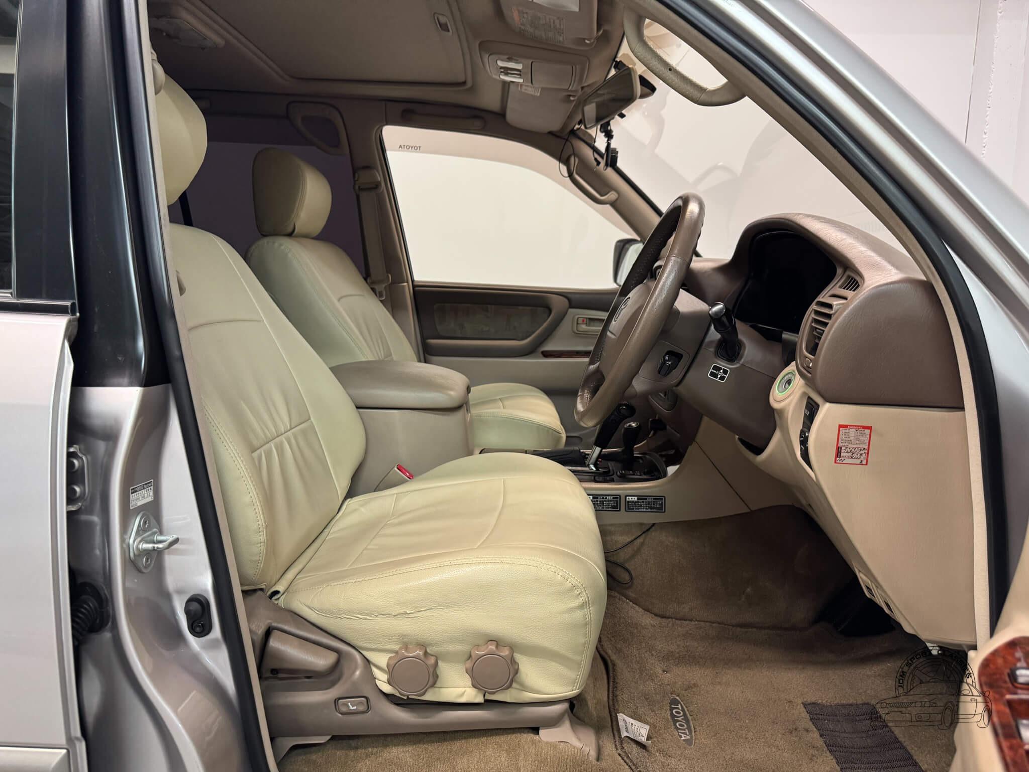 1998 Toyota Land Cruiser HDJ101 Active Vacation