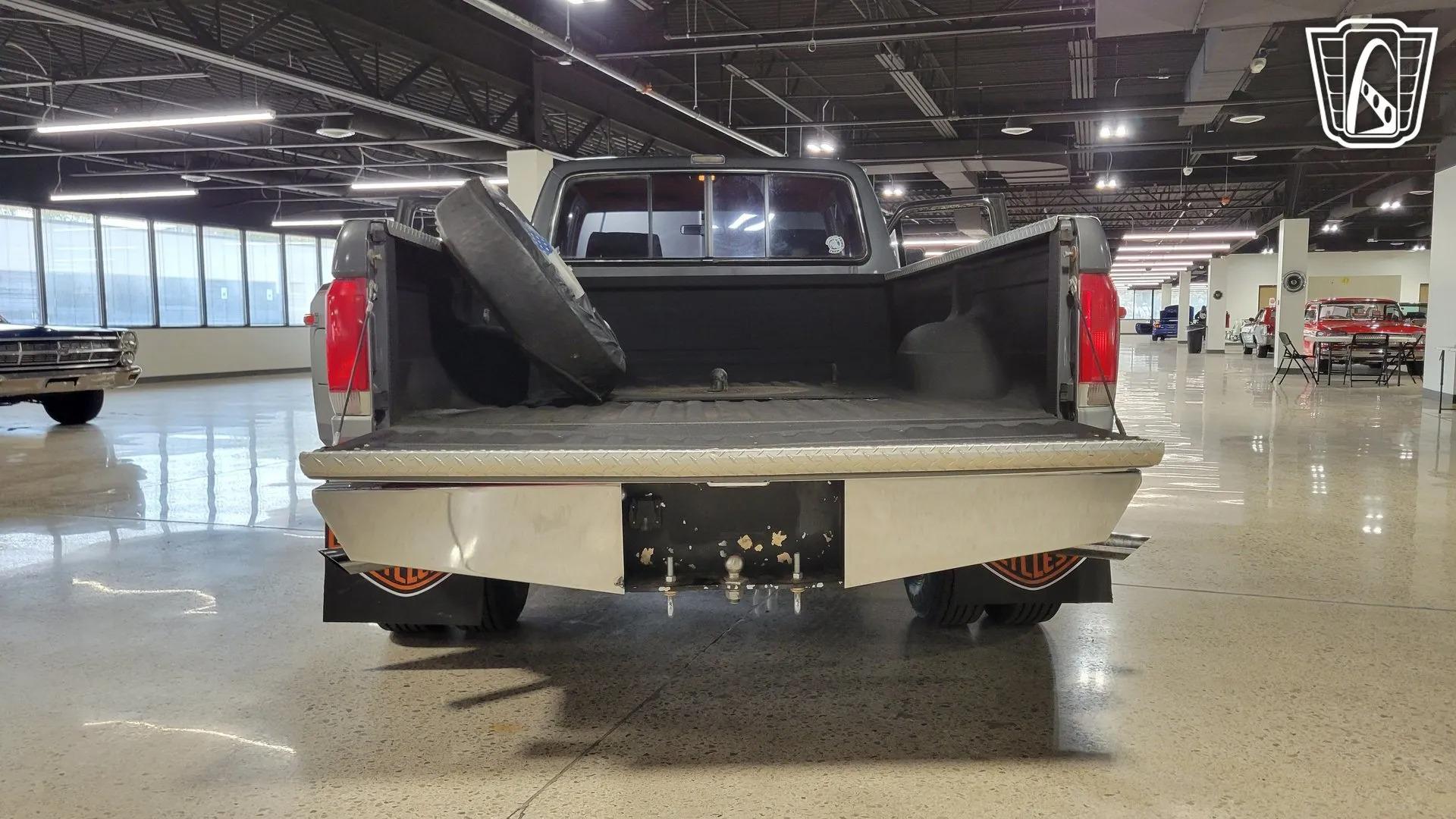1987 Ford F-250 Centurion Dually