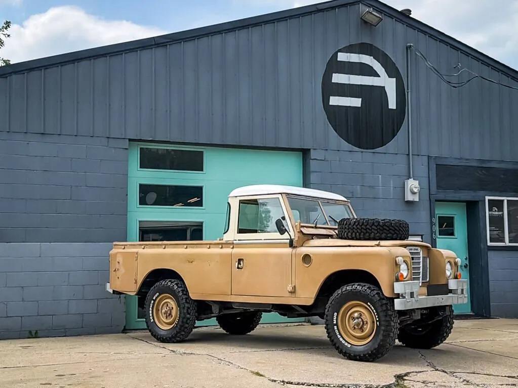 1979 Land Rover Series III - 2