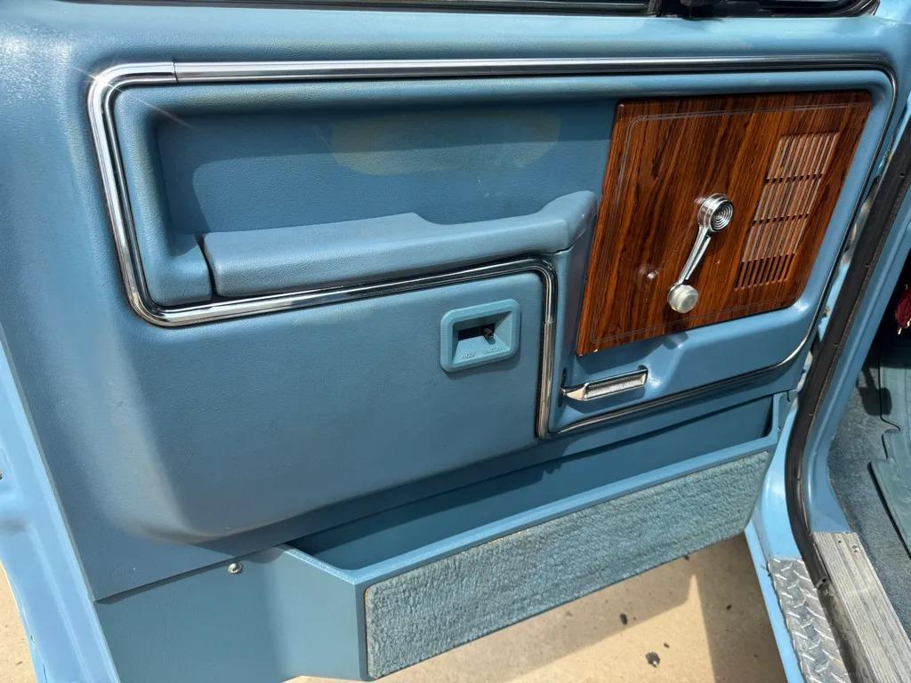 1981 Ford Bronco Custom