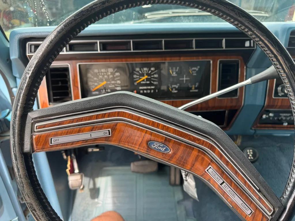 1981 Ford Bronco Custom