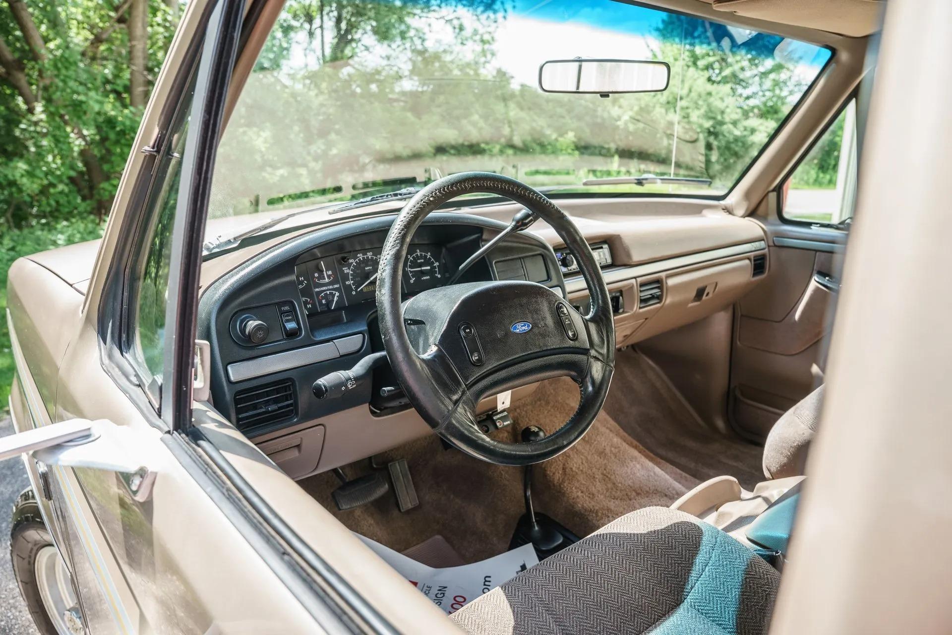 1993 Ford F-150 XLT