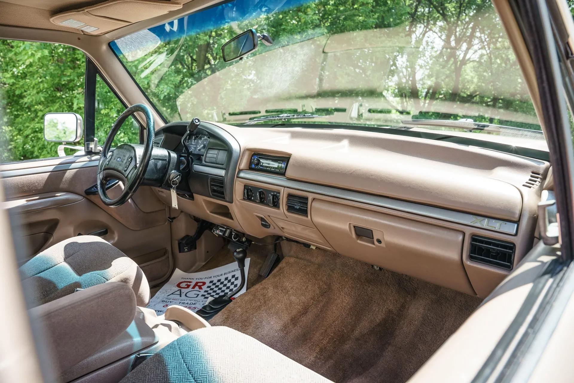 1993 Ford F-150 XLT