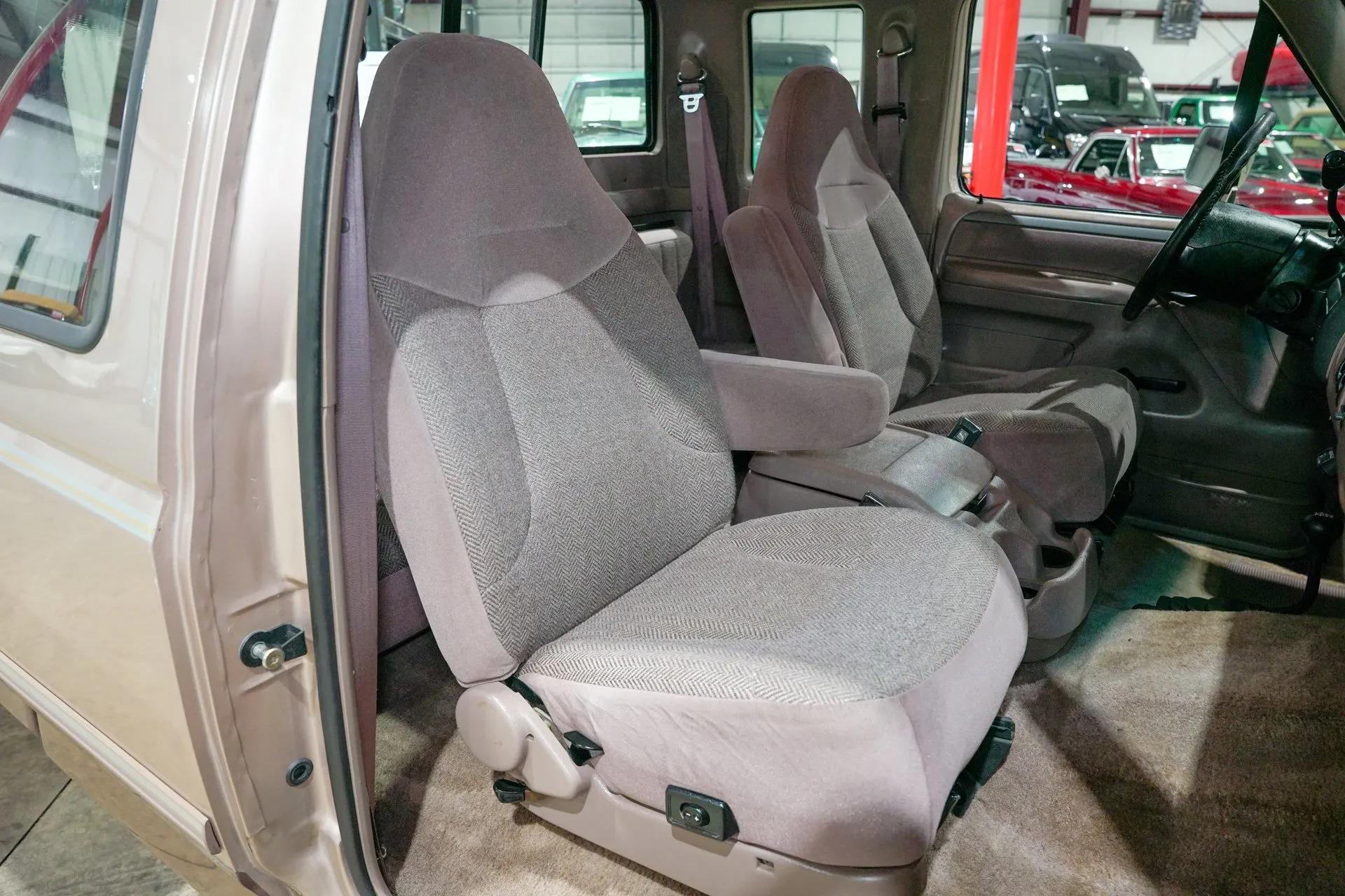 1993 Ford F-150 XLT