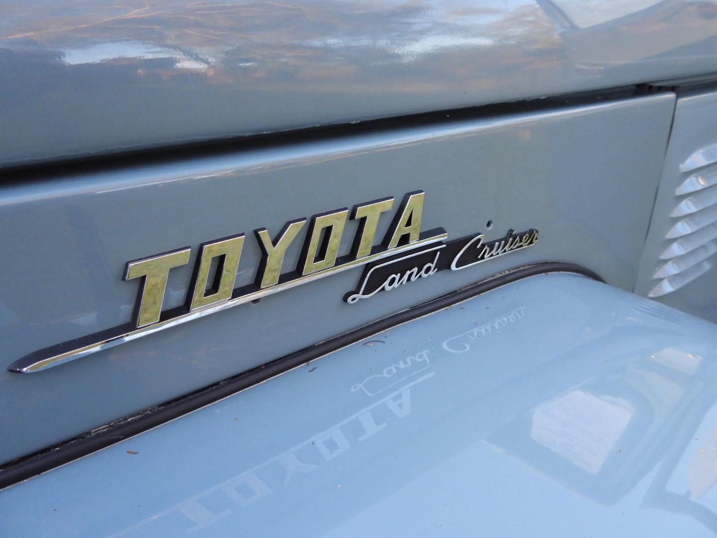 1976 Toyota Land Cruiser FJ45 - 2