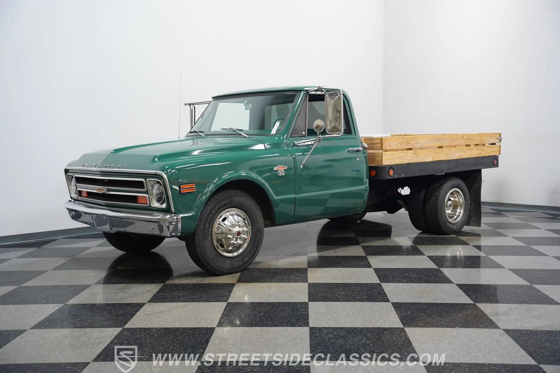 1968 Chevrolet C30 Flatbed Dually