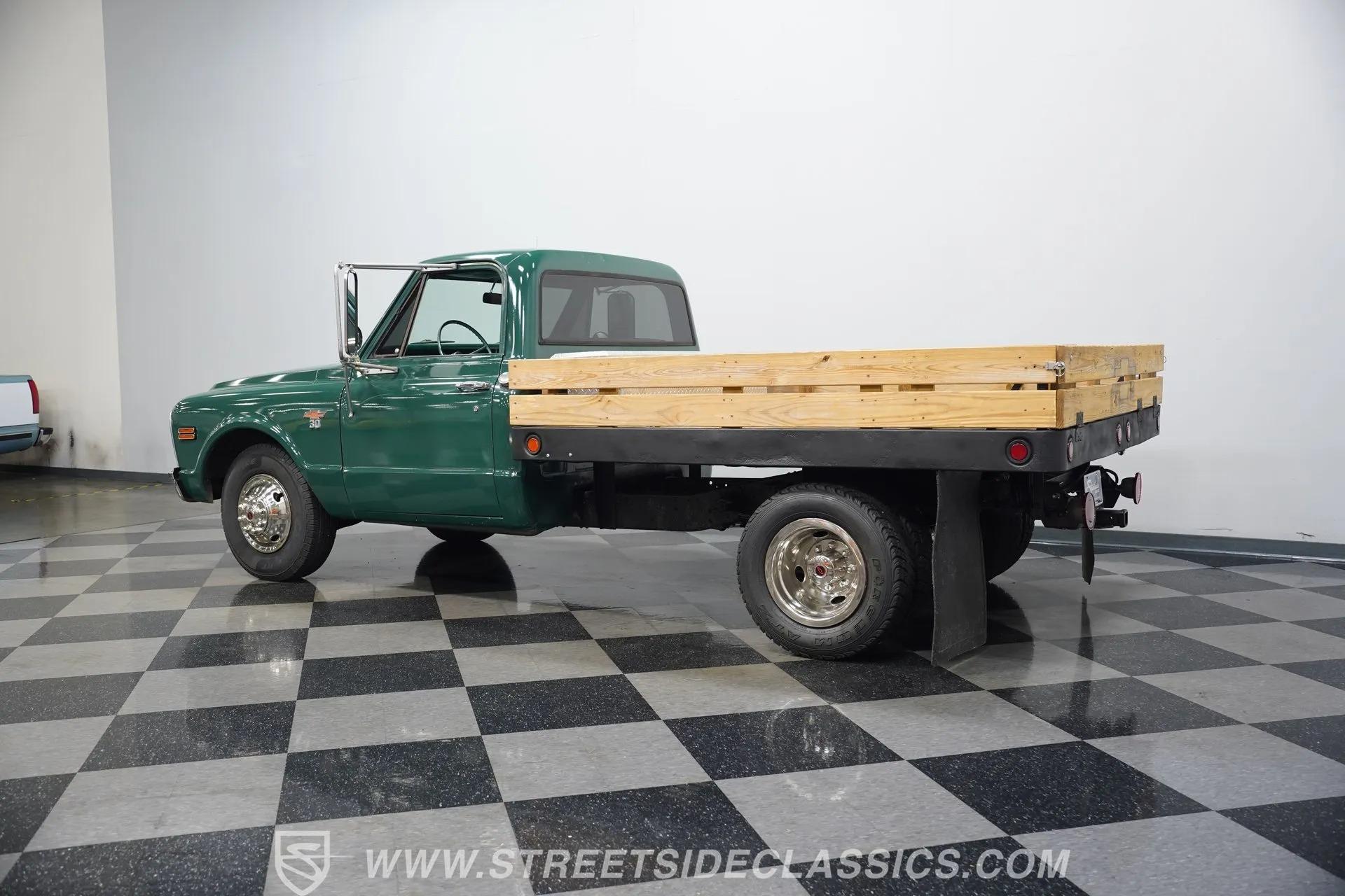 1968 Chevrolet C30 Flatbed Dually