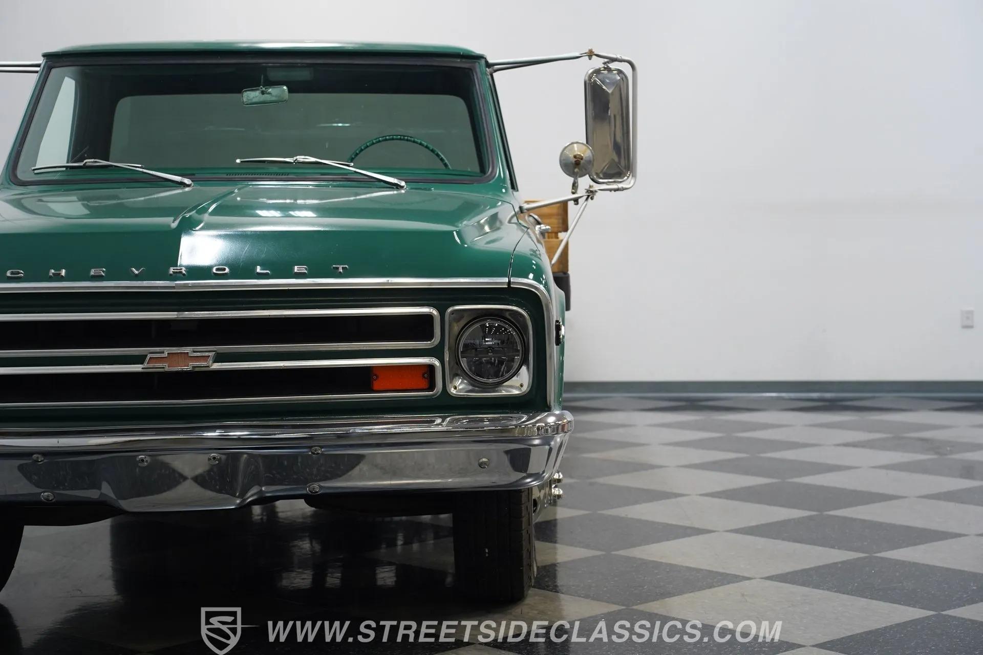 1968 Chevrolet C30 Flatbed Dually