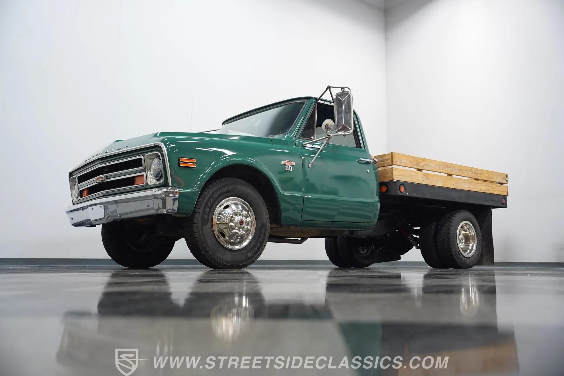 1968 Chevrolet C30 Flatbed Dually