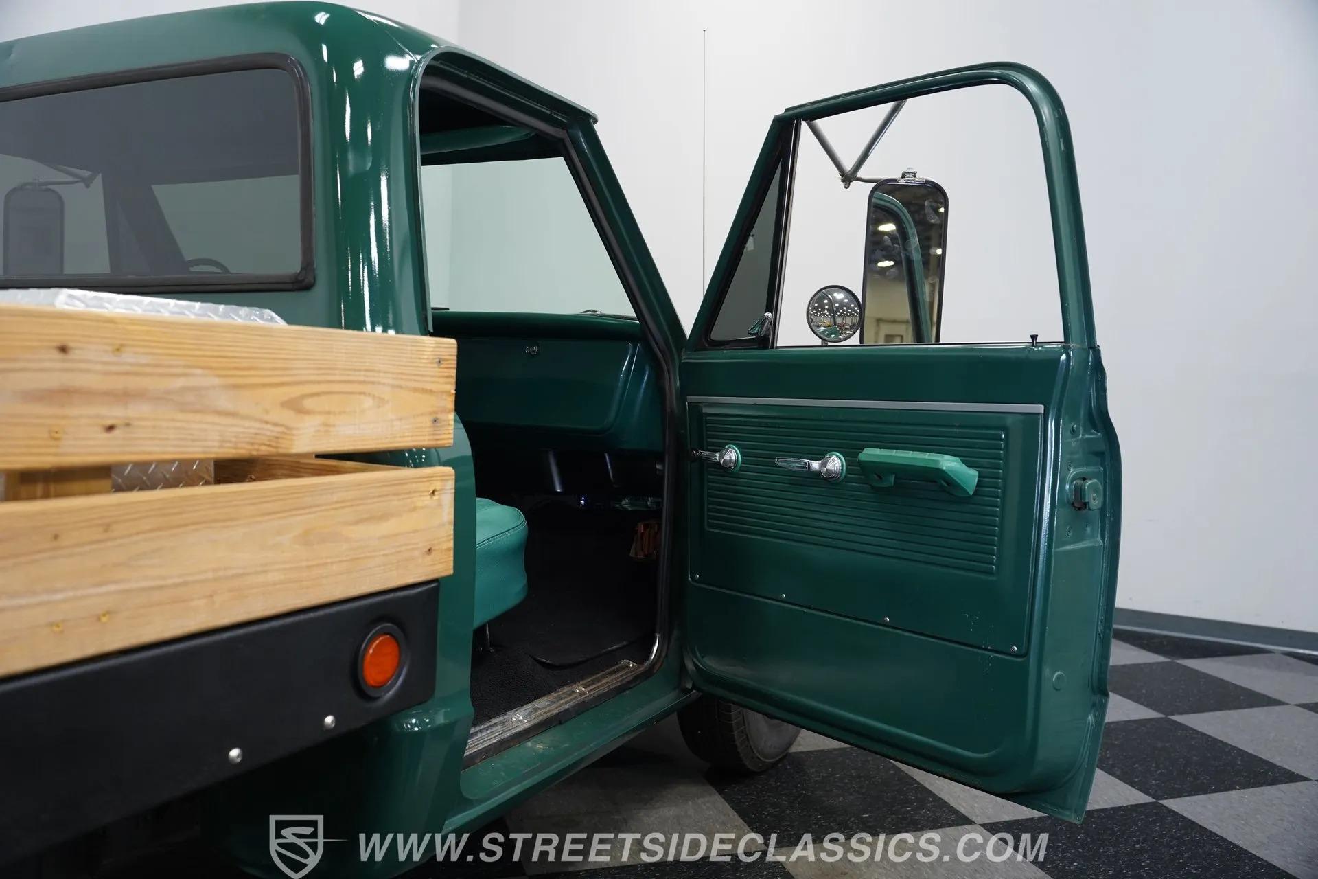 1968 Chevrolet C30 Flatbed Dually