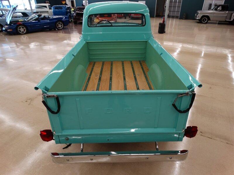 1955 Ford F-250