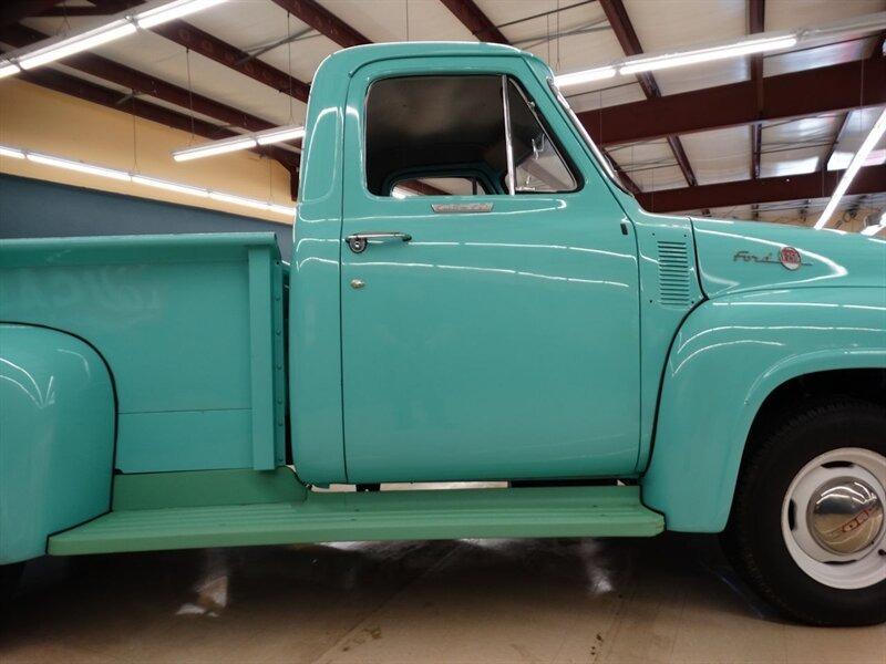 1955 Ford F-250