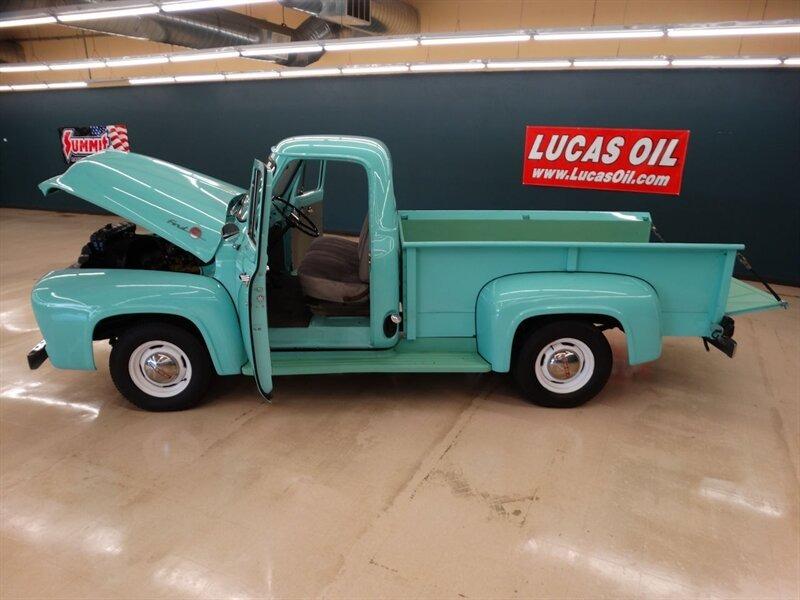 1955 Ford F-250