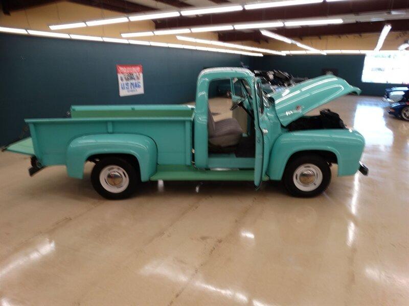 1955 Ford F-250