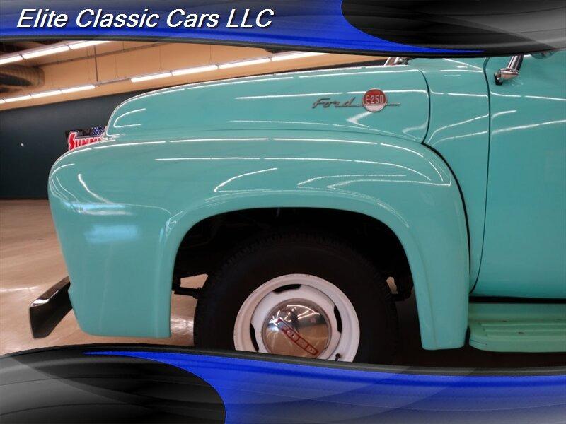 1955 Ford F-250