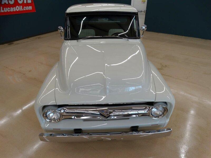 1956 Ford F100