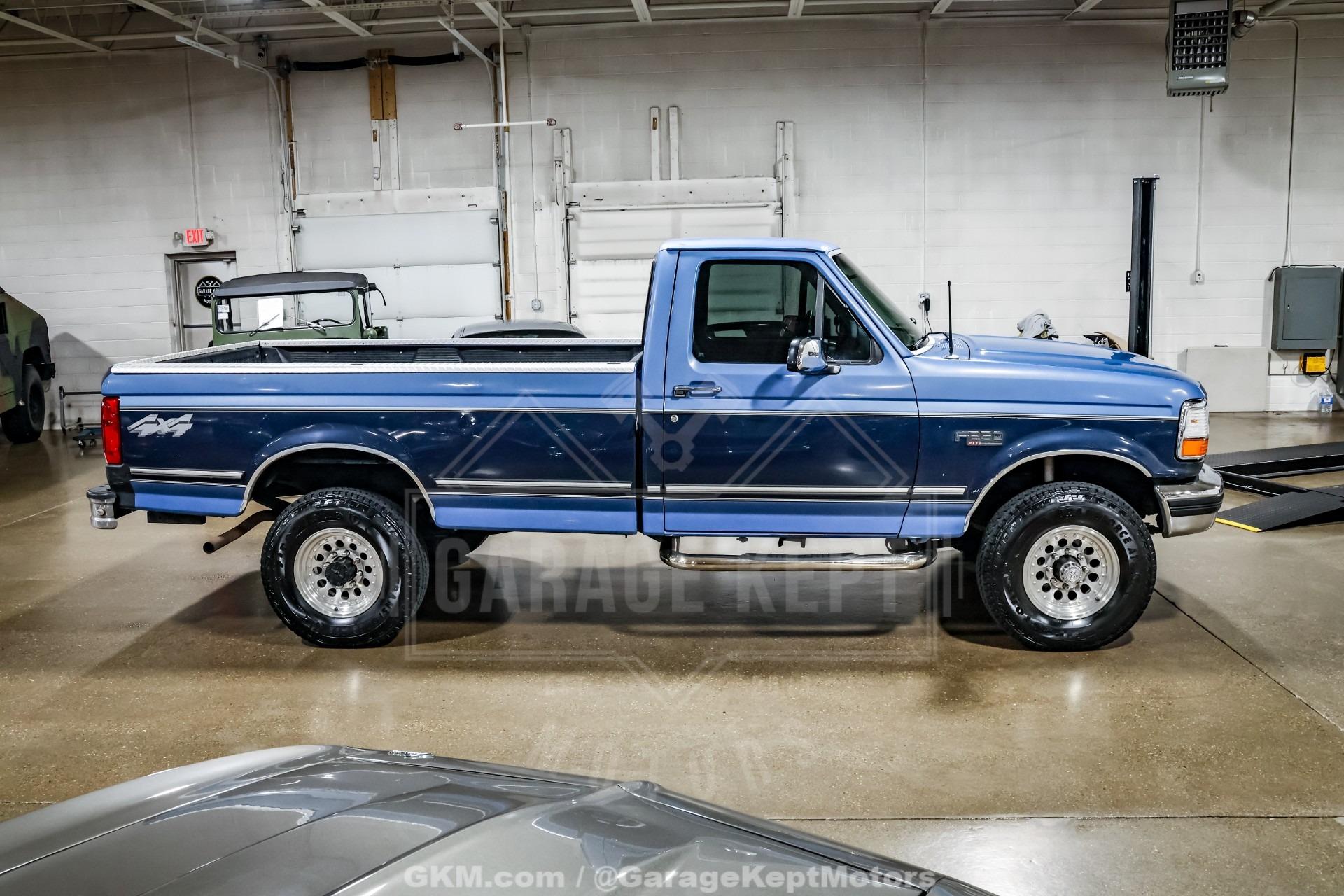1992 Ford F-250 XLT - 2