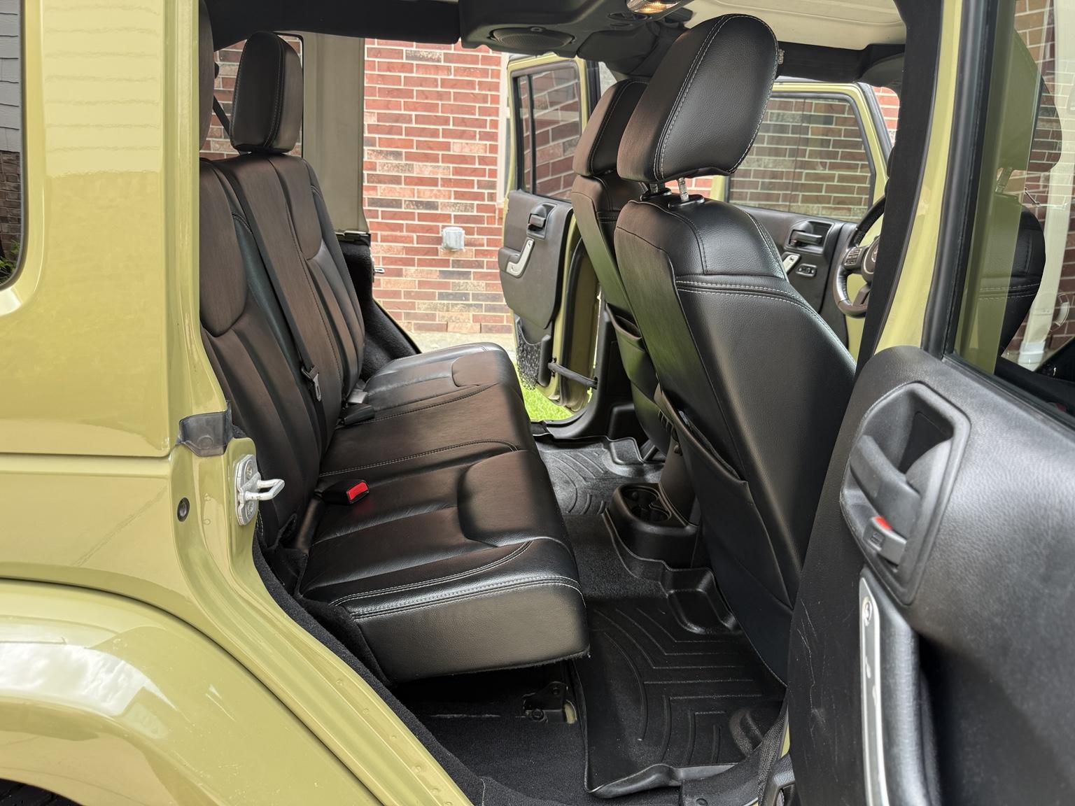 2013 Jeep Wrangler Sahara