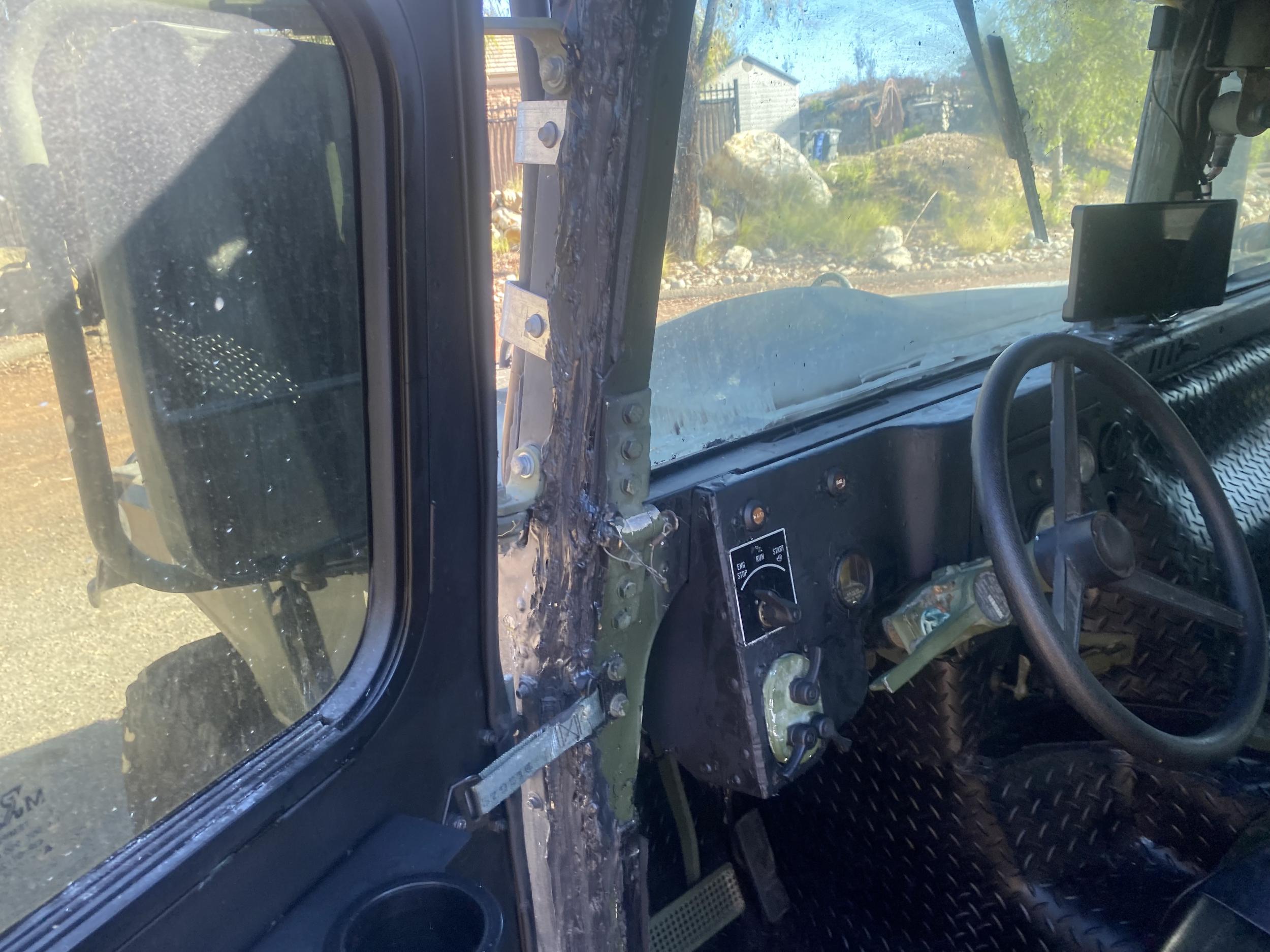 1993 AM General M998 HMMWV
