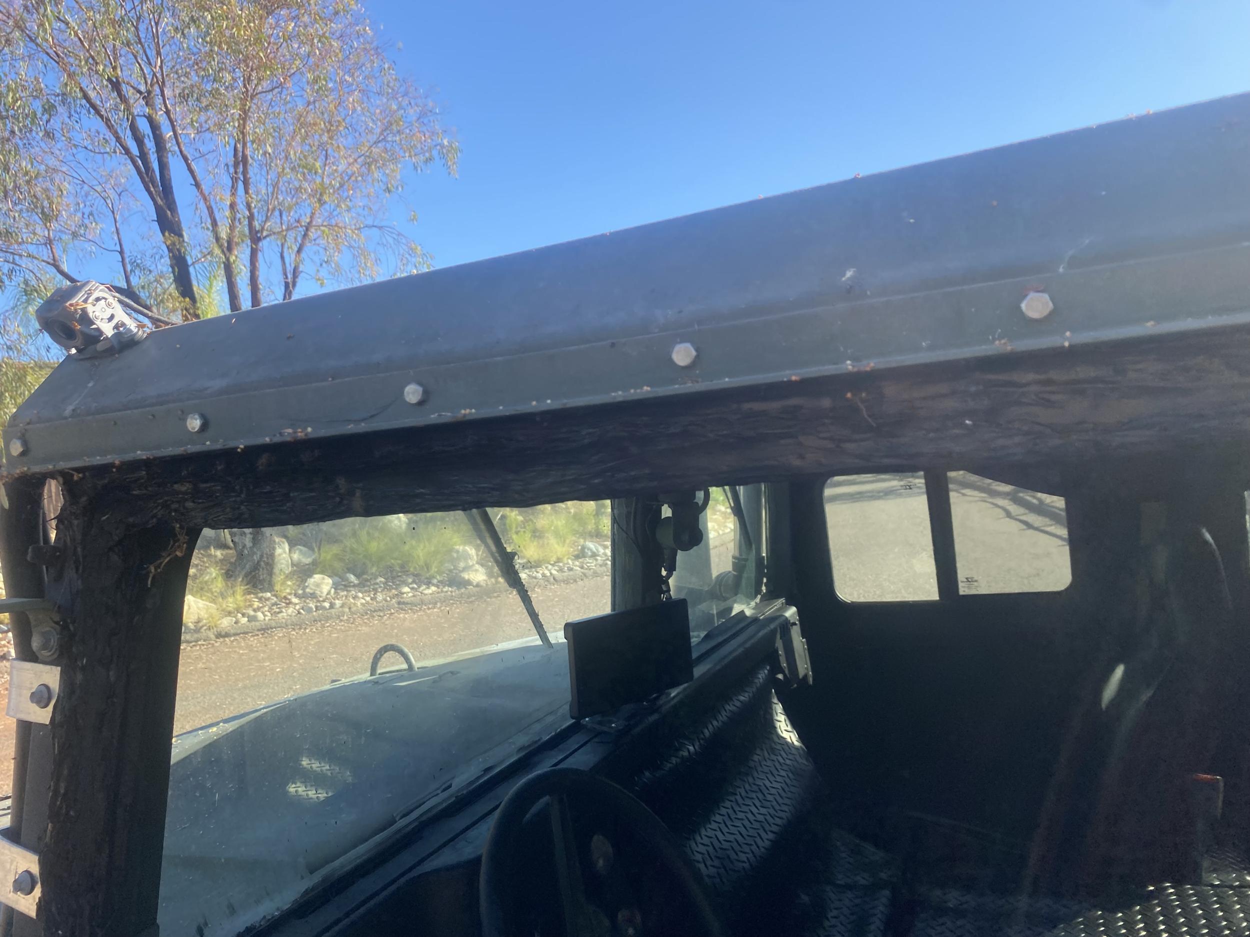 1993 AM General M998 HMMWV