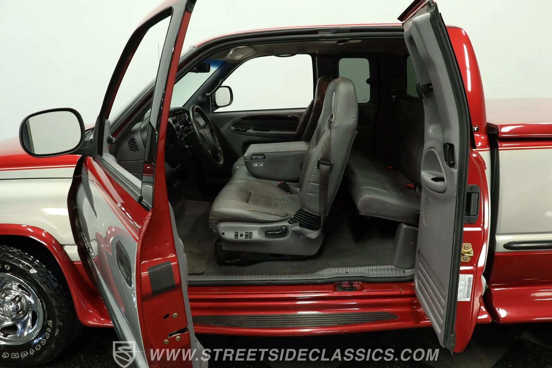 1998 Dodge Ram 1500 Laramie SLT