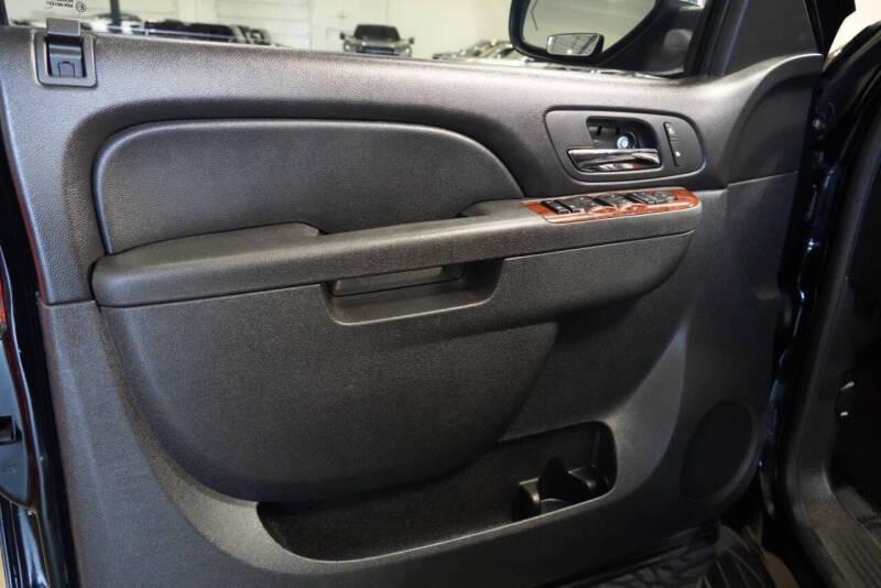 2012 Chevrolet Avalanche LT