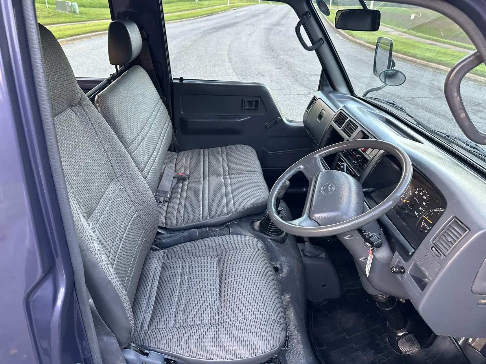 1999 Toyota ToyoAce LY162 - 5