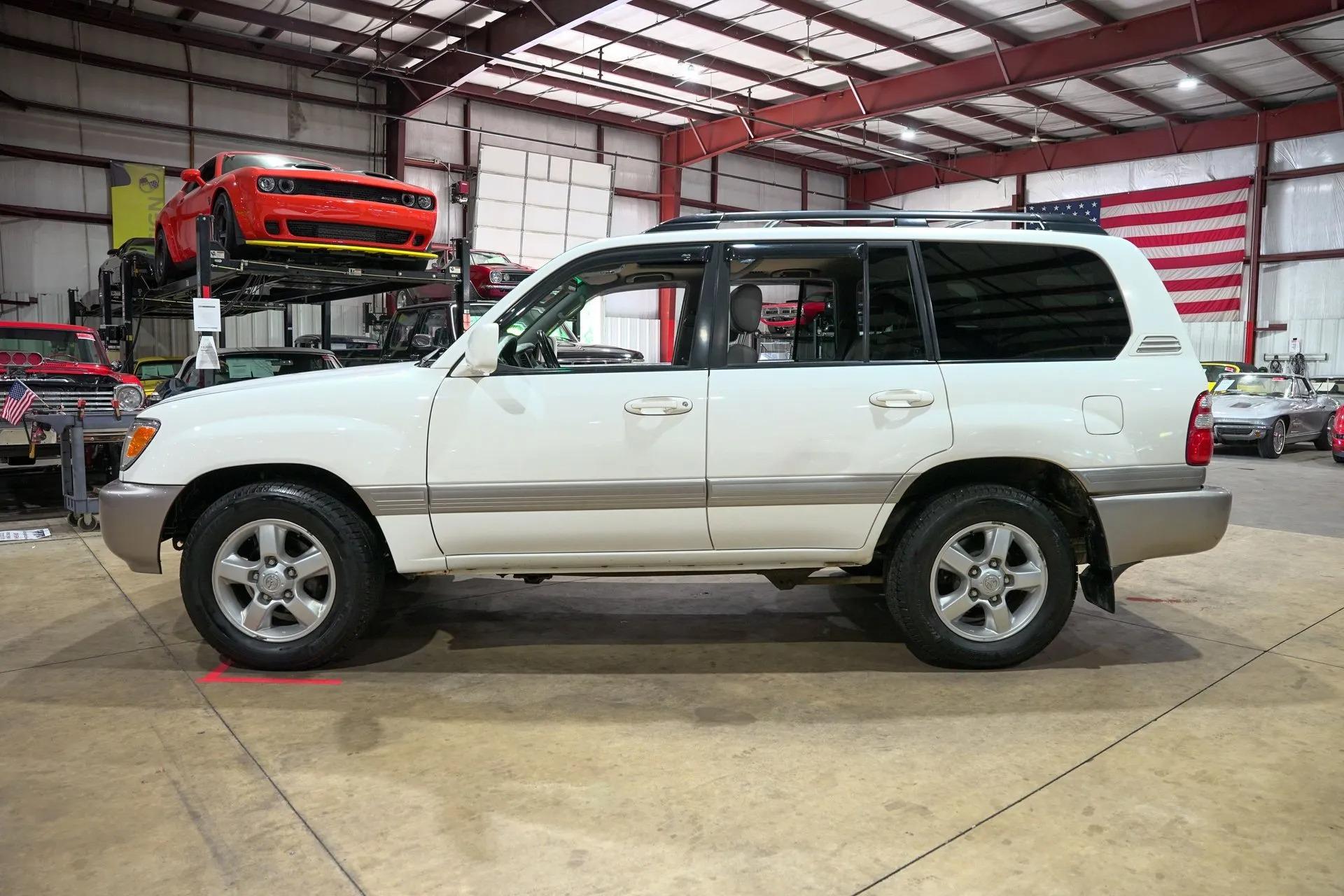 2005 Toyota Land Cruiser - 3