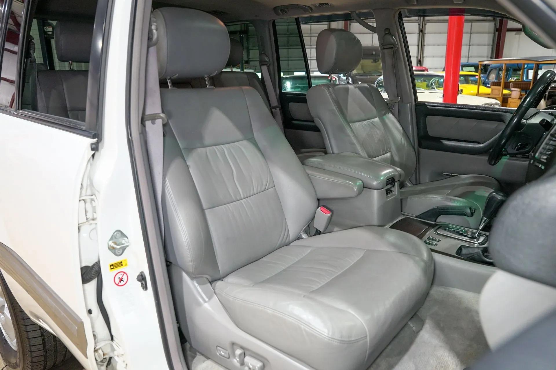 2005 Toyota Land Cruiser