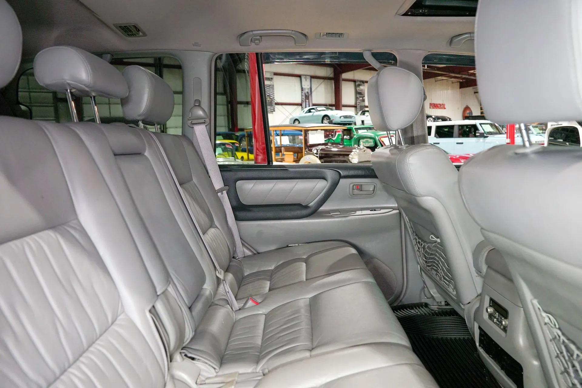 2005 Toyota Land Cruiser