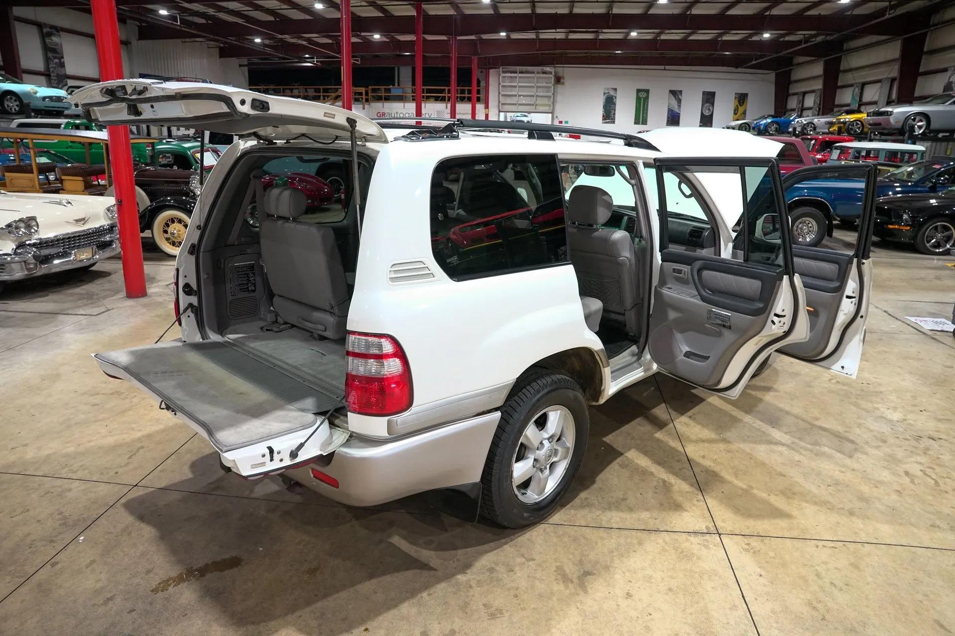 2005 Toyota Land Cruiser