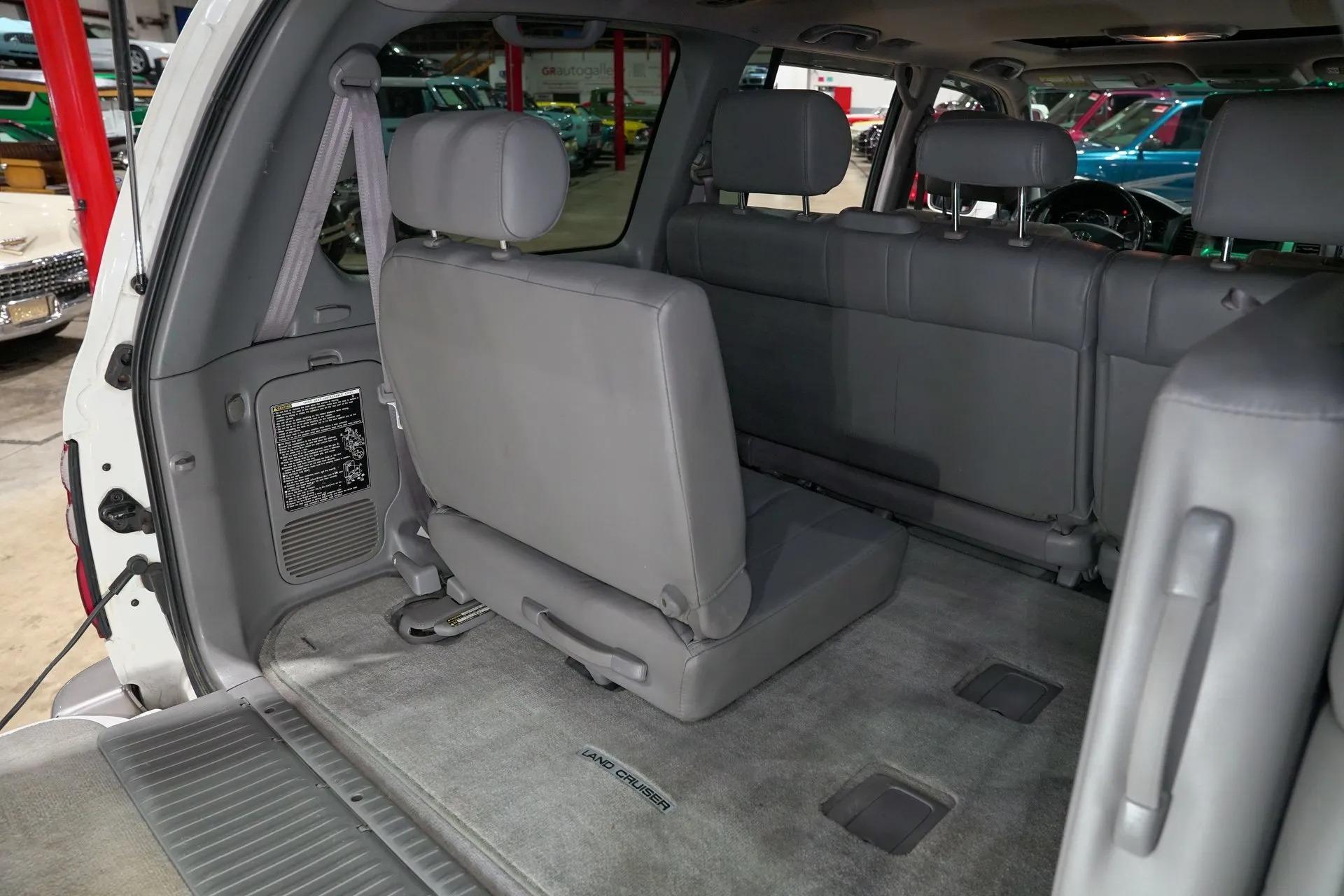 2005 Toyota Land Cruiser