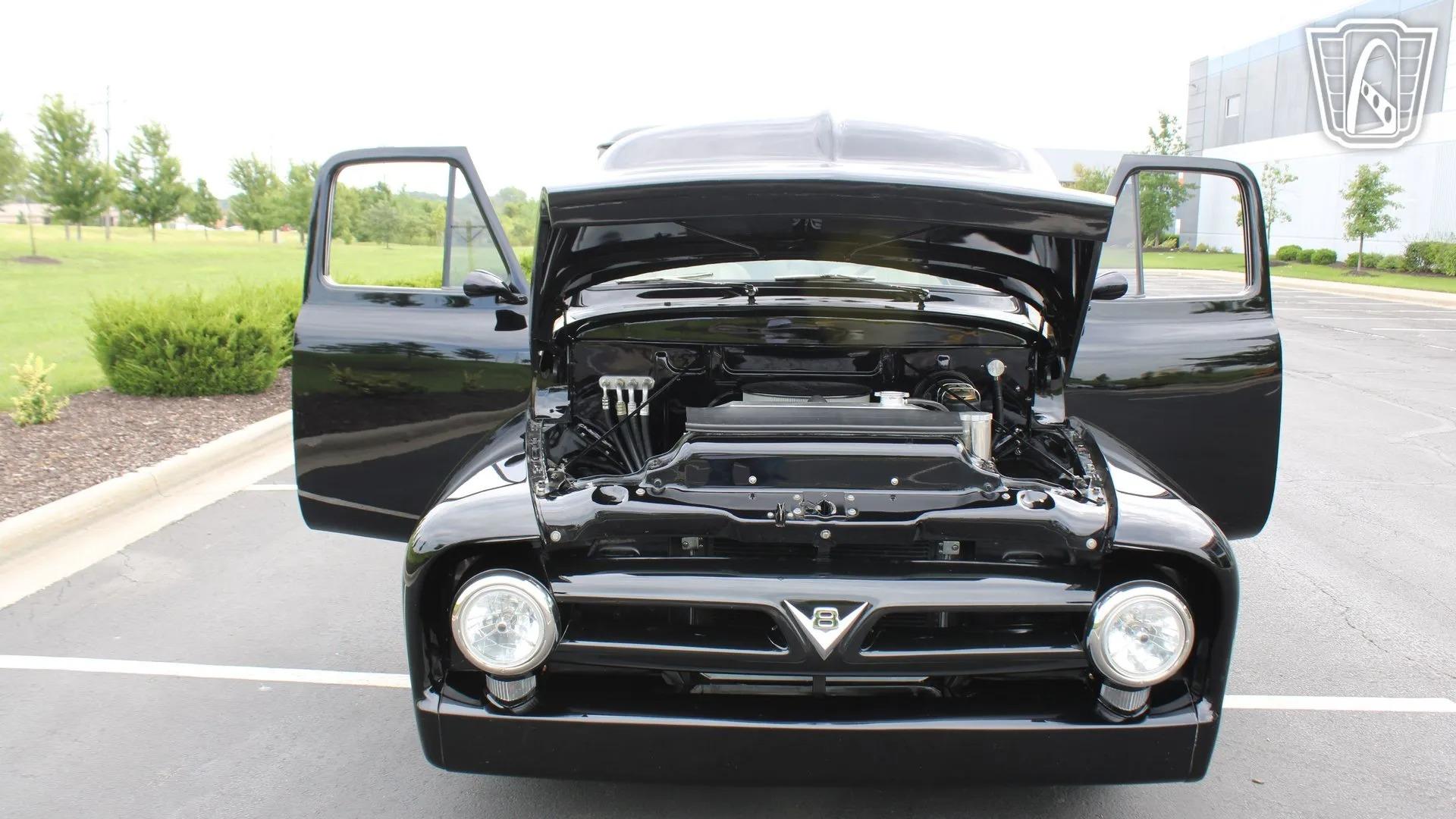 1953 Ford F-100