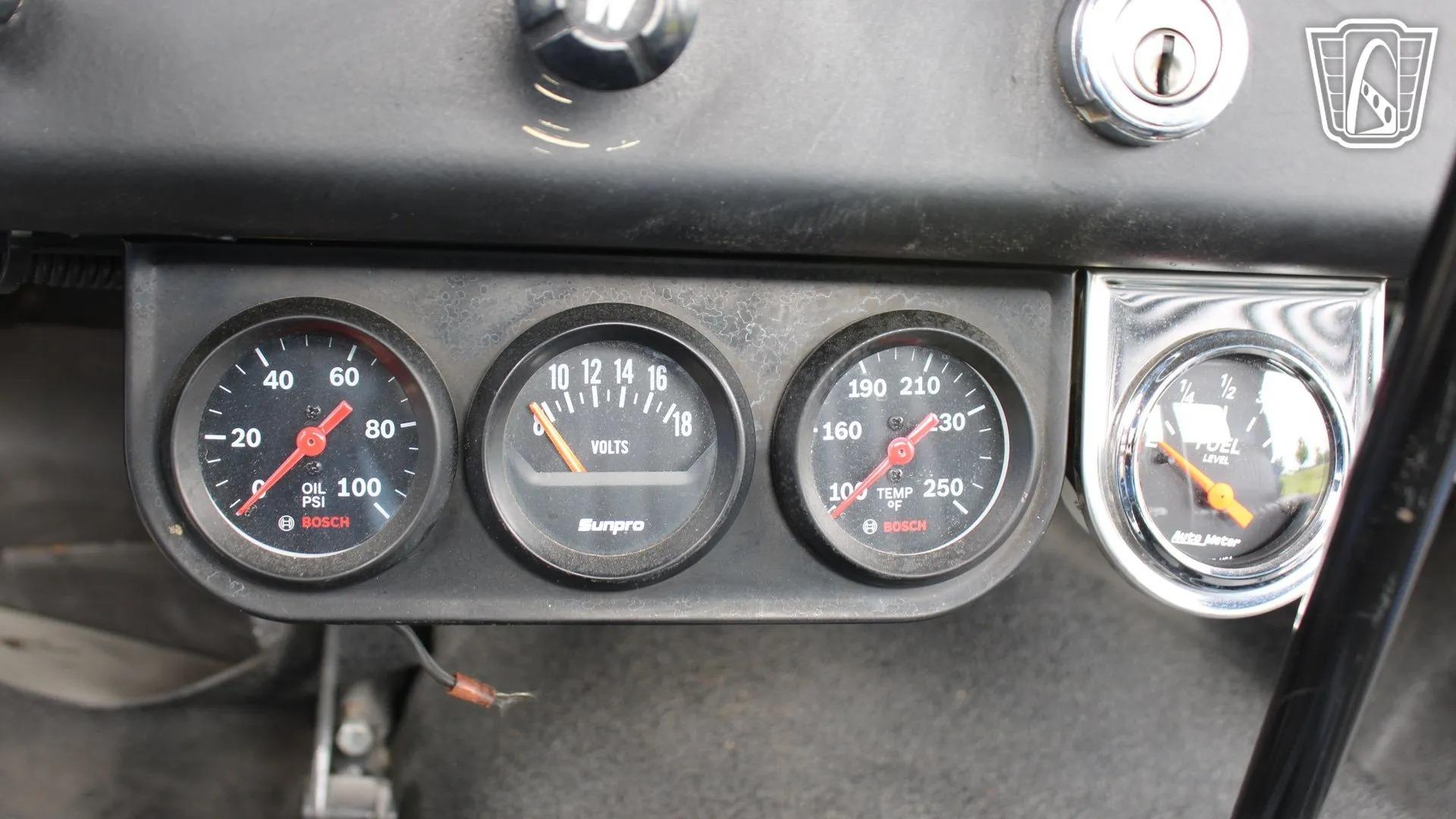1965 Dodge D100