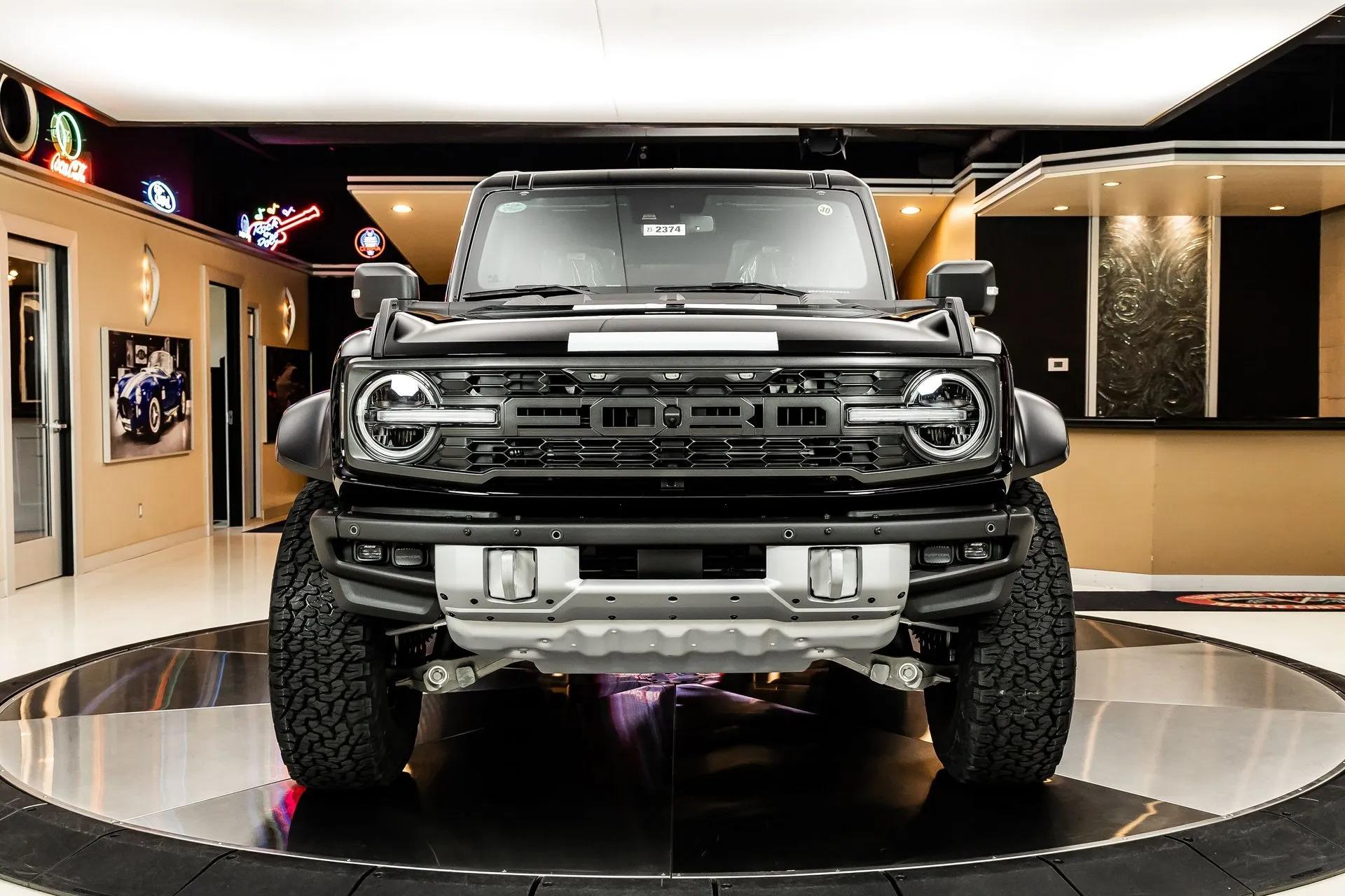2023 Ford Bronco Raptor - 3