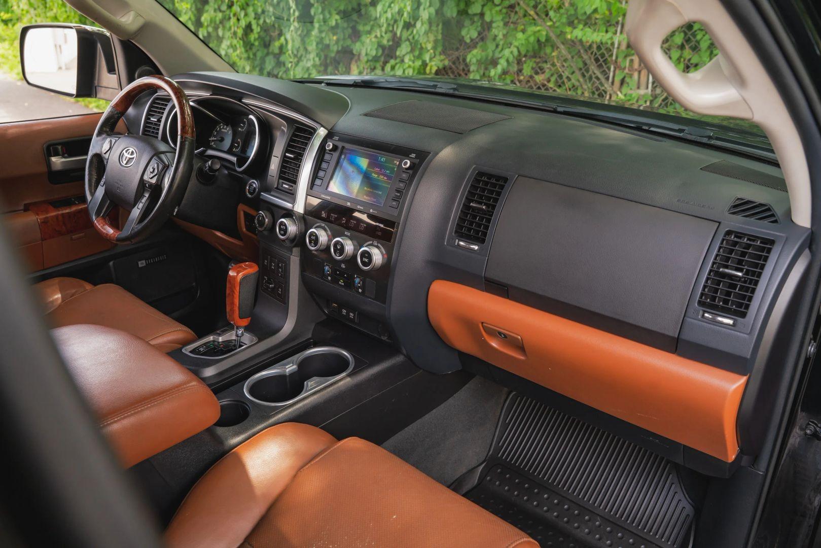 2020 Toyota Sequoia Platinum