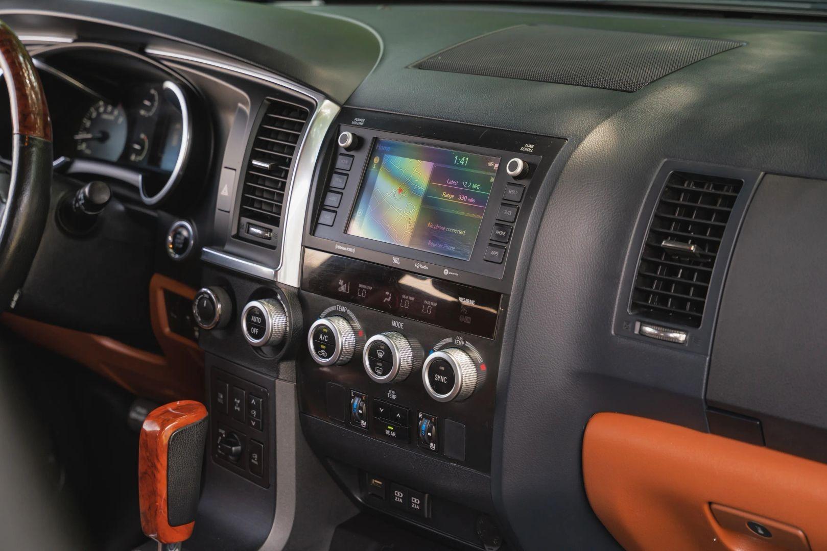 2020 Toyota Sequoia Platinum
