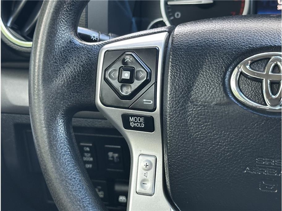 2016 Toyota Tundra CrewMax SR5