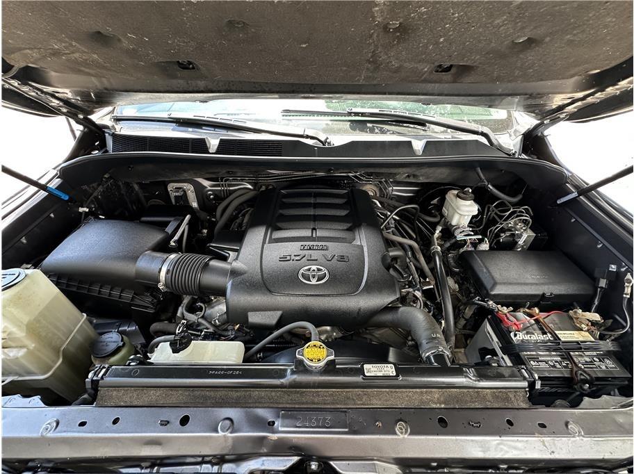 2016 Toyota Tundra CrewMax SR5