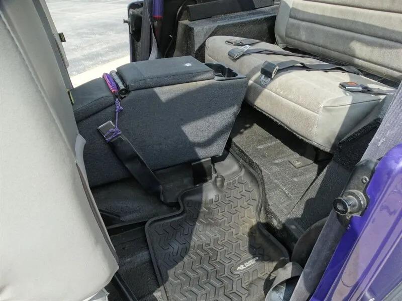 1990 Jeep Wrangler S
